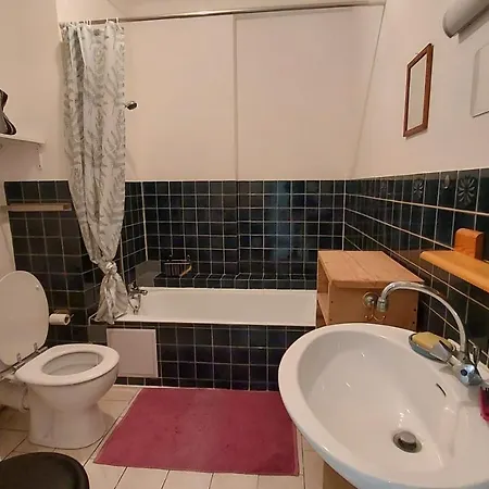 20 Rue Chatel *